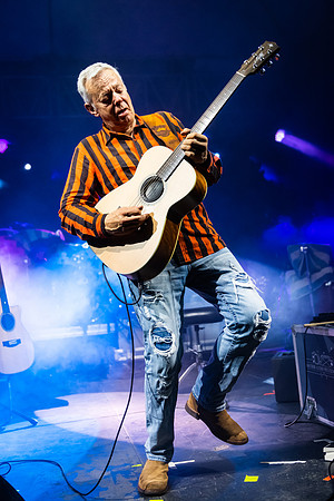 Tommy Emmanuel '22