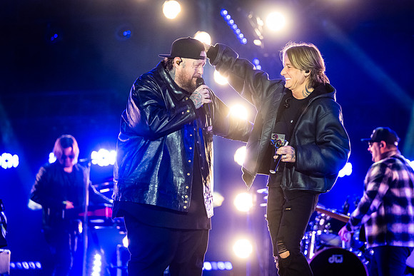 Jelly Roll with Keith Urban, Nashville NYE 25