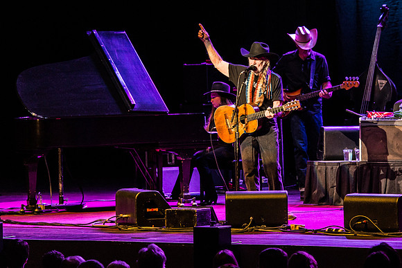 Willie Nelson – Indianapolis, Indiana - ©Phierce Photography by Keith Griner - All Rights Reserved -2013