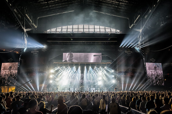 Eric Church - Lucas Oil Stadium - Indianapolis, Indiana - ©Phierce Photo of FX Media Solutions – All Rights Reserved – May 9th, 2015