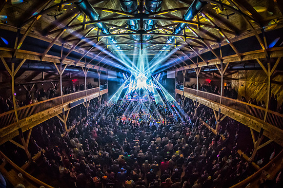 Umphrey's McGee - Penns Peak - Jim Thorpe, Pennsylvania - Keith Griner, © Phierce Photo - Feb 11th, 2016
