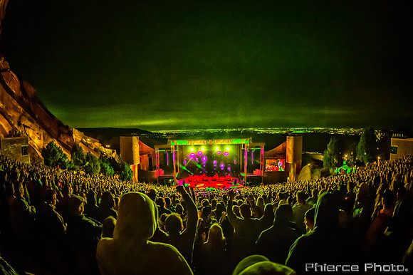 ThieveryCorporation_2016_PhiercePhoto-_PRC0785-Edit