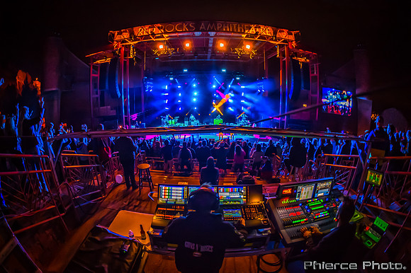 ThieveryCorporation_2016_PhiercePhoto-_PRC1032-Edit