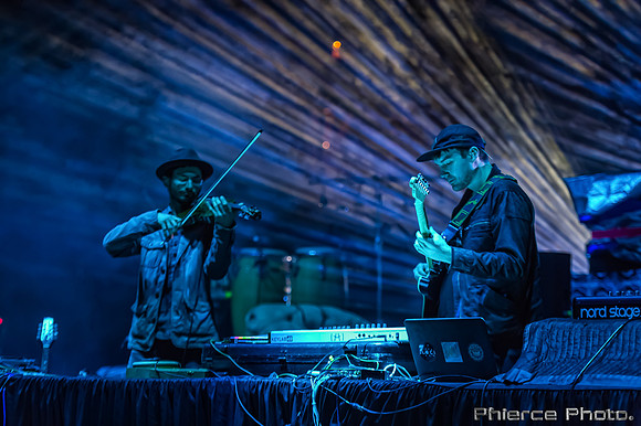 EmancipatorEnsemble_2016_PhiercePhoto-_PRC4557-Edit