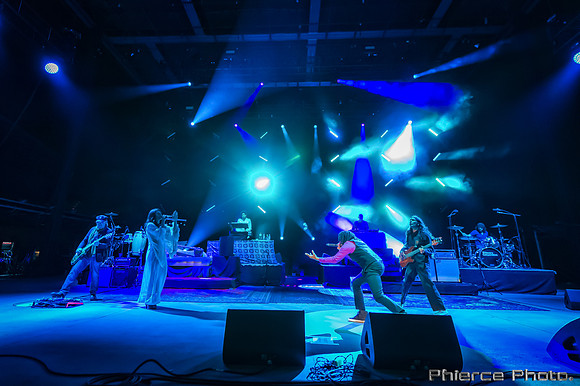 ThieveryCorporation_2016_PhiercePhoto-_PRC0925-Edit
