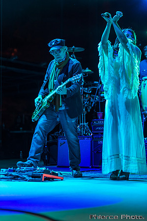 ThieveryCorporation_2016_PhiercePhoto-_PRC4670