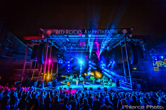 ThieveryCorporation_2016_PhiercePhoto-_PRC1024-Edit