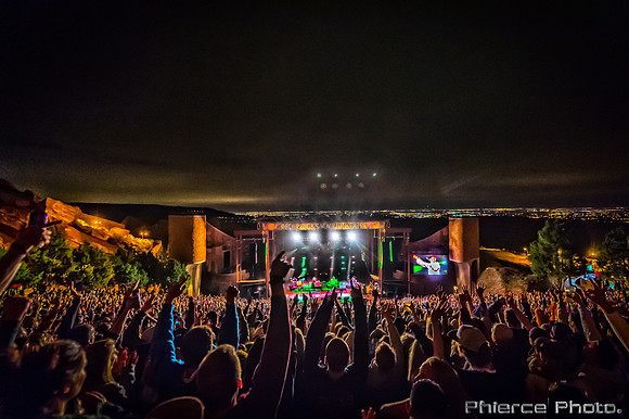 ThieveryCorporation_2016_PhiercePhoto-_PRC0739-Edit