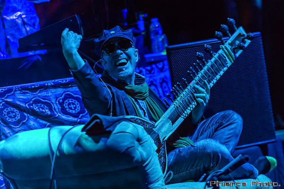 ThieveryCorporation_2016_PhiercePhoto-_PRC4617-Edit