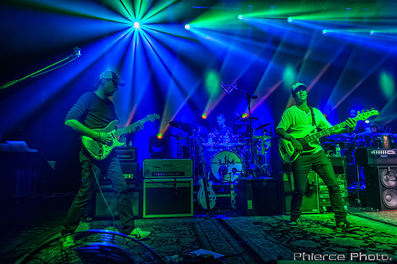 UM, Riviera Theater, Dec 29, 2016_Phierce Photo-_PRC0708-Edit