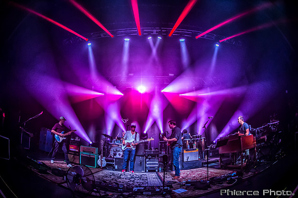 UM, Riviera Theater, Dec 29, 2016_Phierce Photo-_PRC1014-Edit