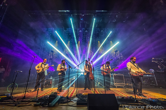 Royal Oak Theater, Dec 31, 2016_Phierce Photo-_PRC2866-Edit