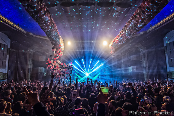 Royal Oak Theater, Dec 31, 2016_Phierce Photo-_PRC6291-Edit