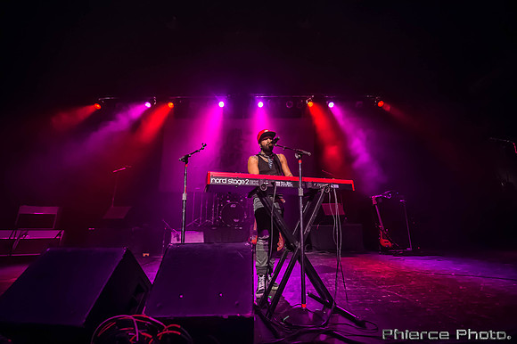 Nahko, Old National Centre, Jan. 29, 2017_Phierce Photo--9