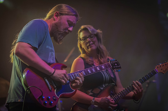Tedeschi Trucks Band, Lawn, July 19, 2017