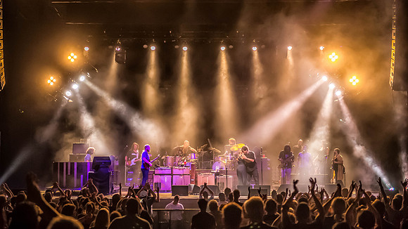 Tedeschi Trucks Band, Lawn, July 19, 2017