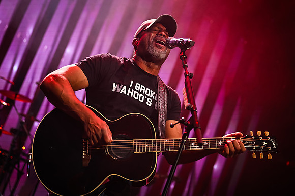 Hootie and the Blowfish at Pine Knob