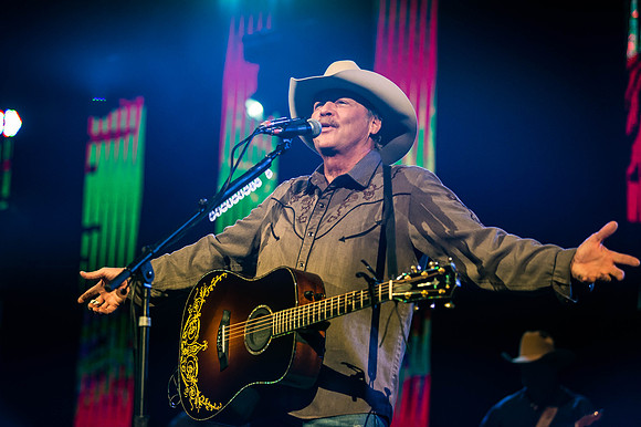 Alan Jackson, Bankers Life Fieldhouse, Indpls., Indiana, Feb. 9, 2018