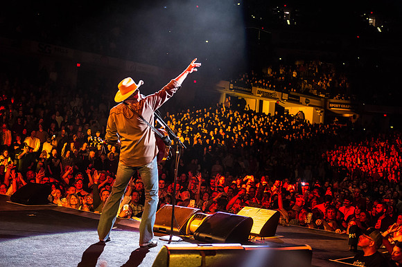 Alan Jackson, Bankers Life Fieldhouse, Indpls., Indiana, Feb. 9, 2018