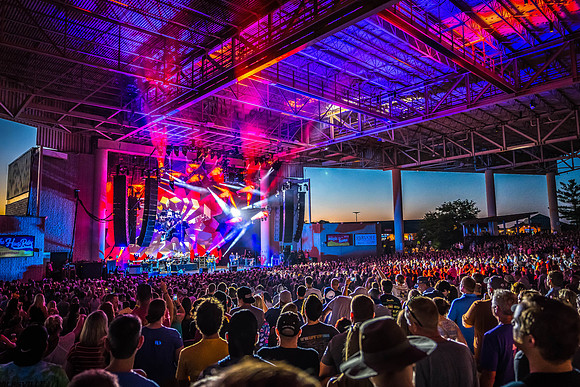 Dave Matthews Band, Ruoff Home Mortgage Center, Noblesville, Indiana, July 6, 2018