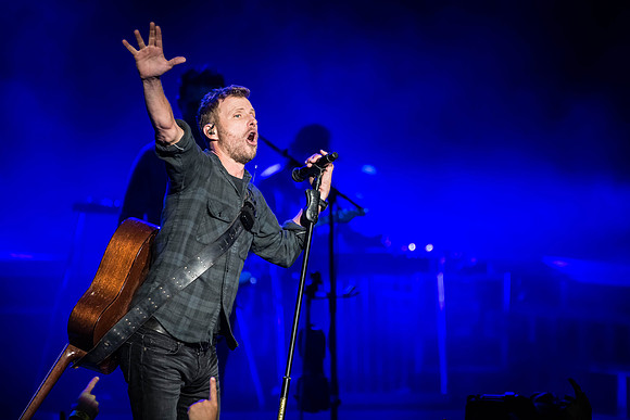 Dierks Bentley, Ruoff Home Mortgage Music Center, Noblesville, Indiana, July 21, 2018