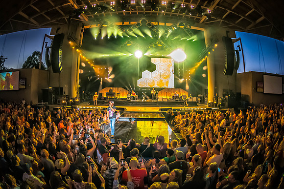 Darius Rucker, Ruoff Home Mortgage Music Center, Noblesville, Indiana, Sept. 14, 2018
