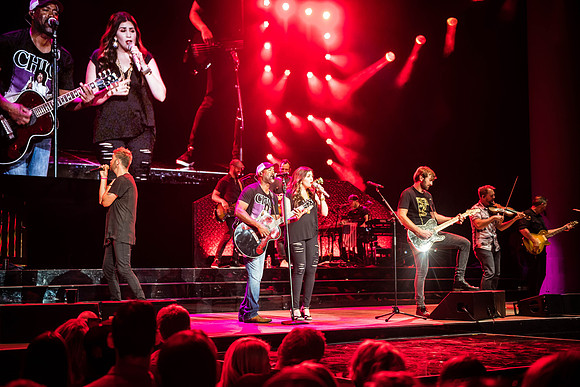Darius Rucker with Lady A, Ruoff Home Mortgage Music Center, Noblesville, Indiana, Sept. 14, 2018