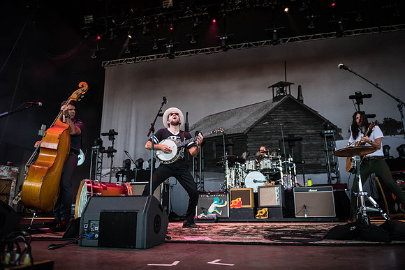 The Avett Brothers, Ruoff Home Mortgage Center, Noblesville, Indiana, Aug 23, 2018