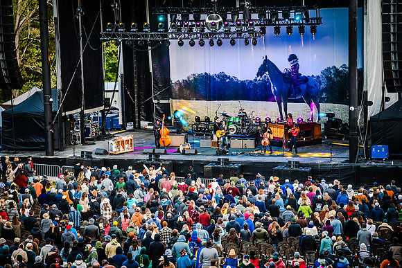 Avett Brothers at Caverns Amphitheater