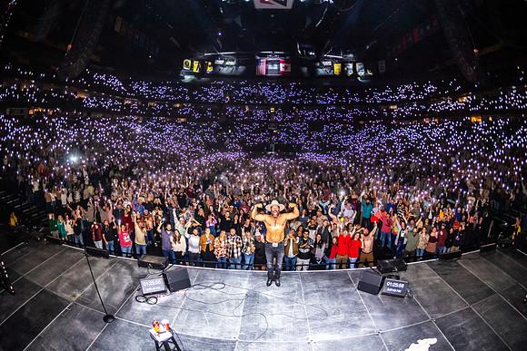 Bert Krischer at Bridgestone Arena