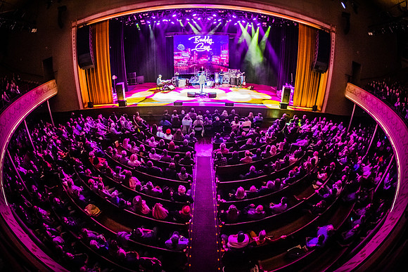 Buddy Guy at Ryman Auditorium