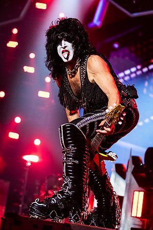 Kiss at Bridgestone Arena