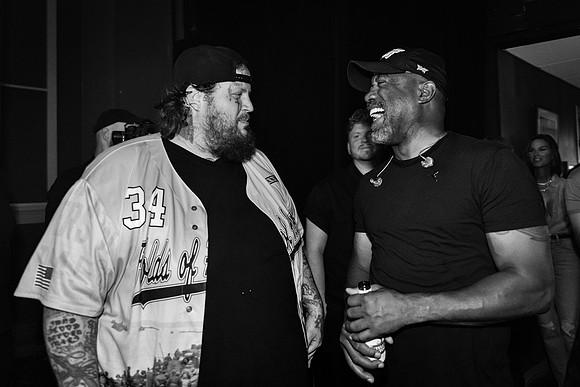 Darius Rucker with Jelly Roll backstage at Ryman Auditorium