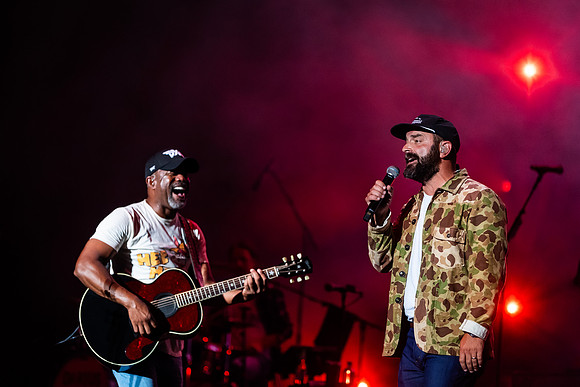 Darius Rucker wsg Drew Holcomb at Ameria Bank Amphitheater