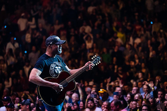 Hootie and the Blowfish at PNC Arena