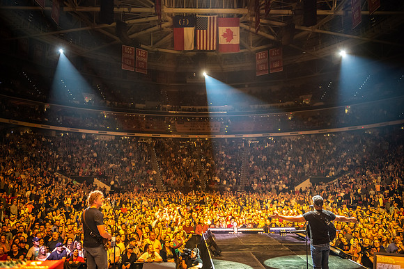 Hootie and the Blowfish at PNC Arena