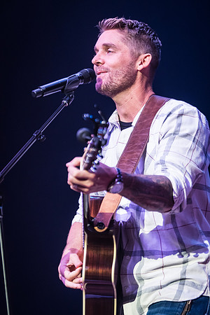 Brett Young @Darius & Friends_photo by Keith Griner 0D5_5607