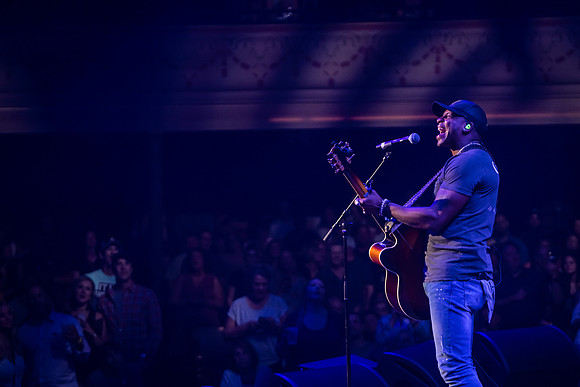 Jimmie Allen_@Darius & Friends_photo by Keith Griner 0D5_4959