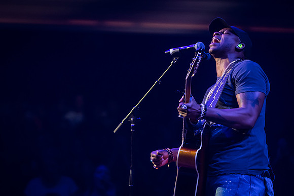 Jimmie Allen_@Darius & Friends_photo by Keith Griner 0D5_4969