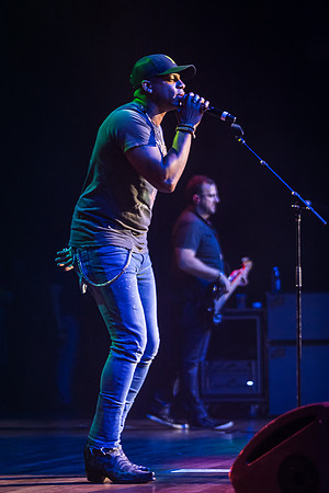 Jimmie Allen_@Darius & Friends_photo by Keith Griner 0D5_4989