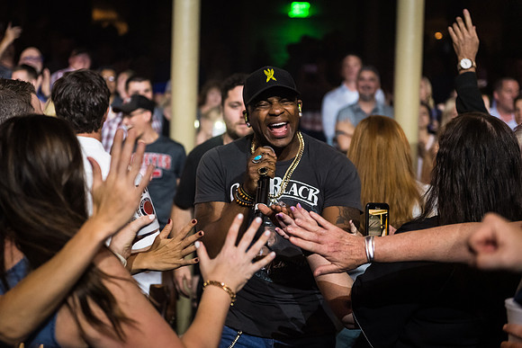 Jimmie Allen_@Darius & Friends_photo by Keith Griner 0D5_5045