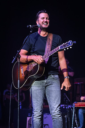 Luke Bryan_@Darius & Friends_photo by Keith Griner 0D5_5206