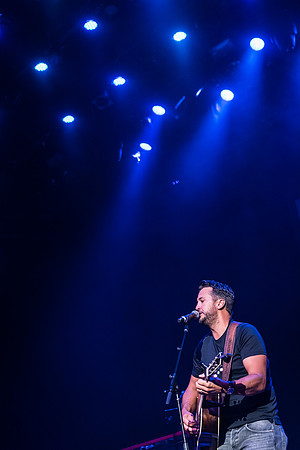 Luke Bryan_@Darius & Friends_photo by Keith Griner 0D5_5218