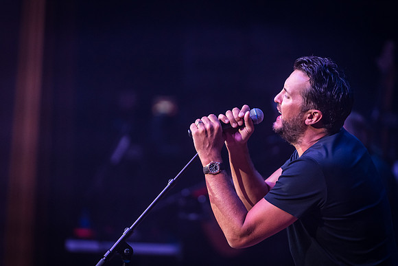 Luke Bryan_@Darius & Friends_photo by Keith Griner 0D5_5346