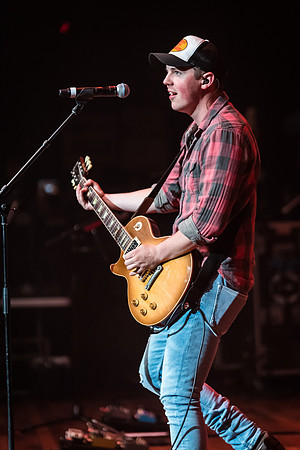 Travis Denning_@Darius & Friends_photo by Keith Griner 0D5_4199