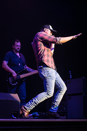 Travis Denning_@Darius & Friends_photo by Keith Griner 0D5_4362