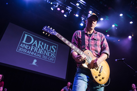 Travis Denning_@Darius & Friends_photo by Keith Griner 0D5_4437