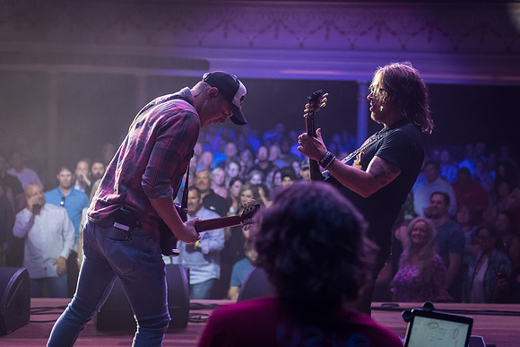 Travis Denning_@Darius & Friends_photo by Keith Griner 0D5_4484
