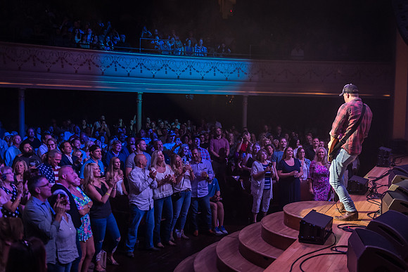 Travis Denning_@Darius & Friends_photo by Keith Griner 0D5_4499