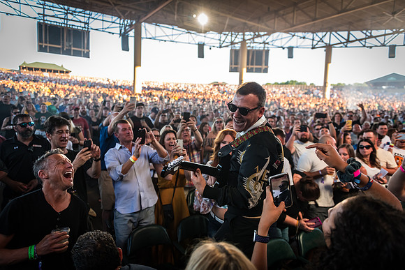 Cage the Elephant  2019